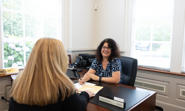Customer meeting with a branch manager at Warrendale Branch.